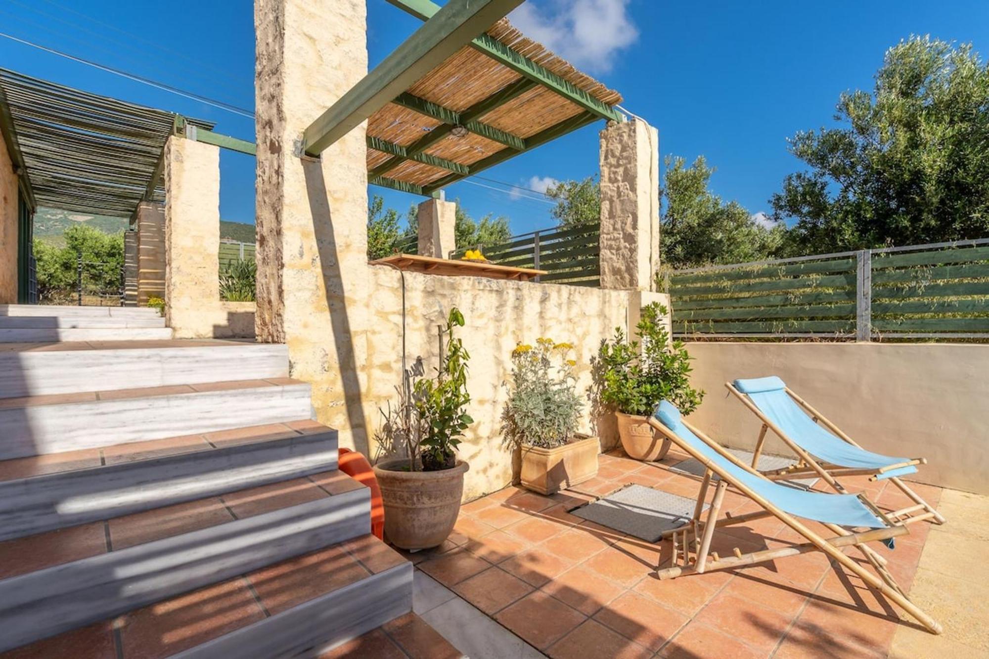 Villa Mediterranea Livadia  Esterno foto